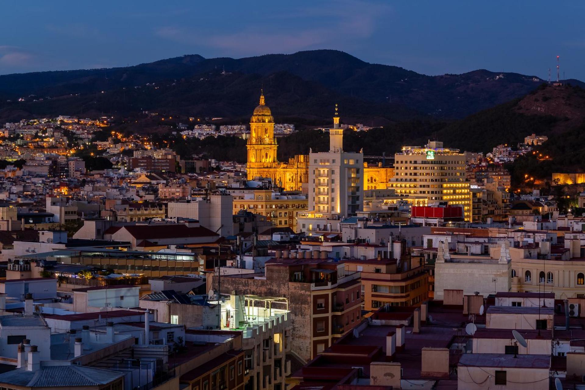 Apt Alameda De Colon Solo Familias Màlaga Exteriér fotografie