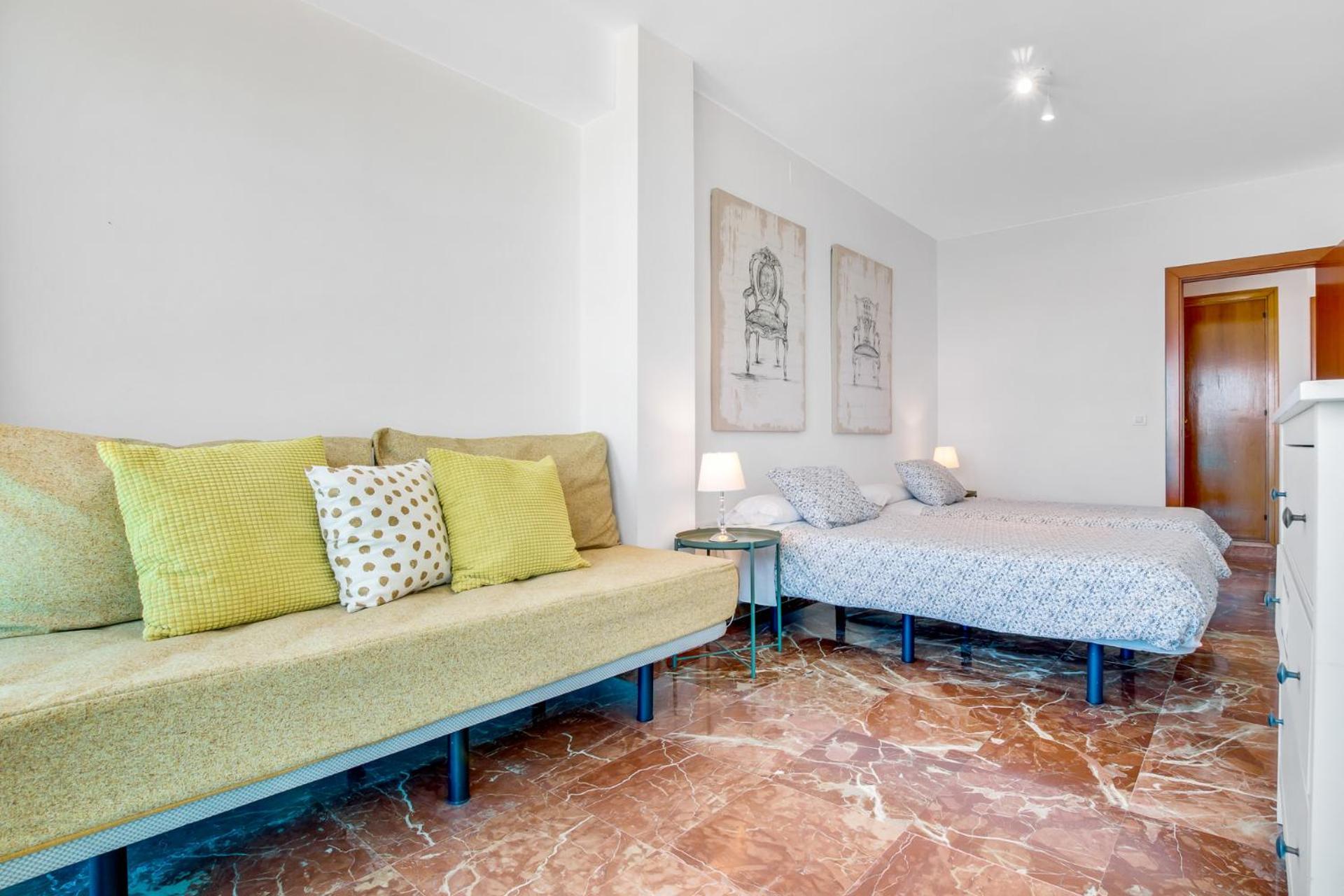 Apt Alameda De Colon Solo Familias Màlaga Exteriér fotografie